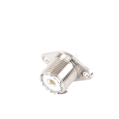 Conector UHF Hembra (SO-239-2H) para Chasis, Doble Perforación, Conductor Central Soldable, Níquel/ Plata/ PBT. Conector UHF Hembra (SO-239-2H) para Chasis, Doble Perforación, Conductor Central Soldable, Níquel/ Plata/ PBT.