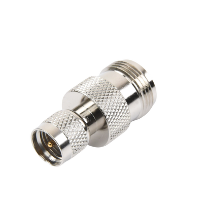 Adaptador en Línea, de Conector Mini-UHF Macho a N Hembra, Níquel/ Oro/ Teflón.