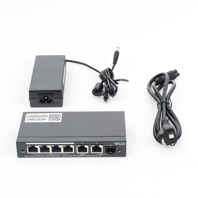 Switch Administrable con 4 puertos Gigabit PoE, 2 Uplink Gigabit y 1 Uplink Gigabit para Fibra SFP en combo, gestión gratuita desde la nube Switch Administrable con 4 puertos Gigabit PoE, 2 Uplink Gigabit y 1 Uplink Gigabit para Fibra SFP en combo, gestión gratuita desde la nube