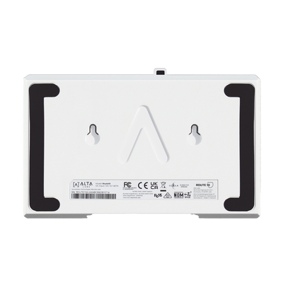 Router VPN / 4 puertos 10/100/1000/2500 Gbps (2 puertos PoE af/at) / 2 puertos SFP+ 10Gbps / Filtrado Avanzado DPI: Bloqueo de Contenido / Administración nube gratuita / Soporta UPnP