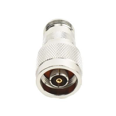 Adaptador en Línea, de Conector N Macho Inverso a N Hembra, Níquel/ Oro/ Teflón. Adaptador en Línea, de Conector N Macho Inverso a N Hembra, Níquel/ Oro/ Teflón.