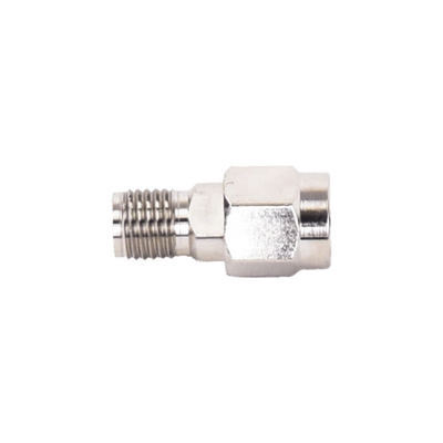 Adaptador en Línea de Conector SMA Macho Inverso a SMA Hembra, Níquel/ Oro/ Teflón. Adaptador en Línea de Conector SMA Macho Inverso a SMA Hembra, Níquel/ Oro/ Teflón.