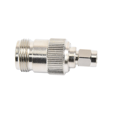 Adaptador en Línea, de Conector SMA Macho Inverso a N Hembra, Níquel/ Oro/ Teflón.