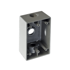 Caja Condulet FS de 3/4" (19.05mm) con tres bocas a prueba de intemperie.