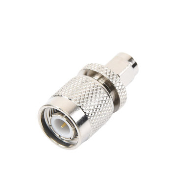 Adaptador en Línea, de Conector SMA Macho a TNC Macho, Níquel/ Oro/ Teflón. Adaptador en Línea, de Conector SMA Macho a TNC Macho, Níquel/ Oro/ Teflón.