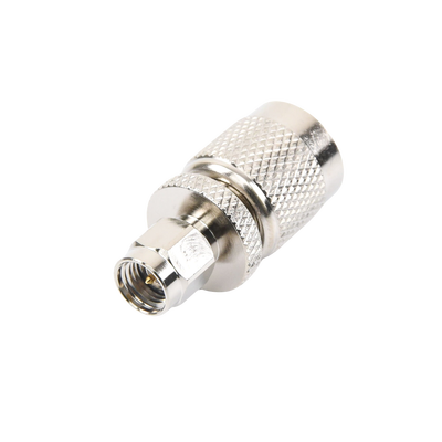 Adaptador en Línea, de Conector SMA Macho a TNC Macho, Níquel/ Oro/ Teflón. Adaptador en Línea, de Conector SMA Macho a TNC Macho, Níquel/ Oro/ Teflón.