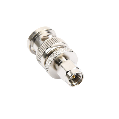 Adaptador en Línea de Conector SMA Macho a BNC Macho, Níquel/ Oro/ Teflón. Adaptador en Línea de Conector SMA Macho a BNC Macho, Níquel/ Oro/ Teflón.