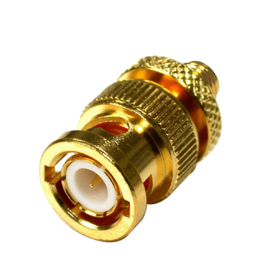 Adaptador en Linea de Conector SMA Hembra a BNC Macho, Oro/ Oro/ Teflón. Adaptador en Linea de Conector SMA Hembra a BNC Macho, Oro/ Oro/ Teflón.