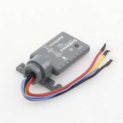 Controlador Solar de Carga 12V 6 A.