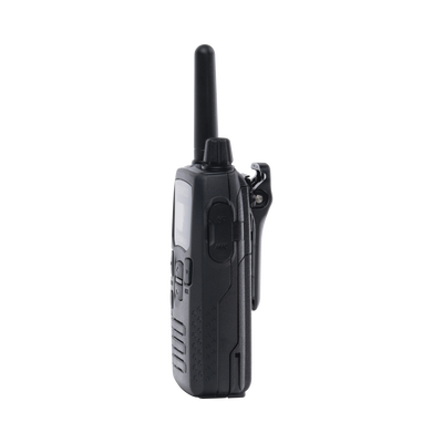 450-470 MHz, 16 canales, 1.5 Watts, VOX, Scaner, Incluye antena, batería, cargador y clip.