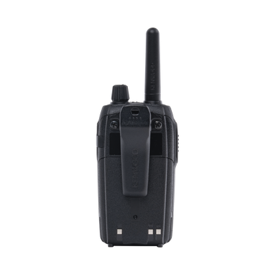 450-470 MHz, 16 canales, 1.5 Watts, VOX, Scaner, Incluye antena, batería, cargador y clip.