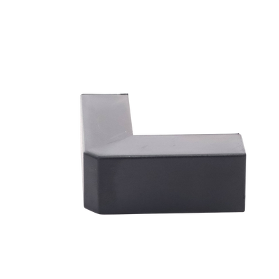 Esquinero Exterior Color Negro de PVC Auto Axtinguible, Para Canaleta TMK-1720-N-CC (5210-02003)