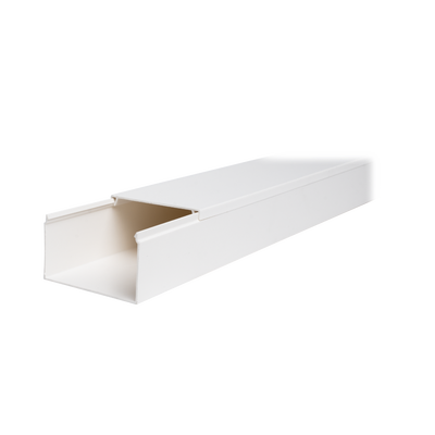 Canaleta TMK-4577 Color Blanco de PVC rígido Auto Extinguible, para uso en interiores, con un largo de 2.5 metros (5500-01250)