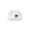 Access Point UniFi UK Ultra Navaja Suiza WiFi 5, MU-MIMO 2x2, instalación flexible, antena omnidireccional integrada, (2) conectores RP-SMA para antenas externas, para interior o exterior (IPX6)