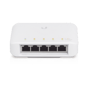 Switch UniFi FLEX de 5 puertos para semi-exterior IP55 (1 x PoE de entrada 802.3af/at/bt y 4 puertos PoE de salida 802.3af)