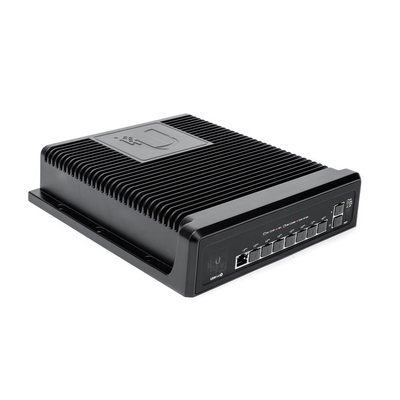 Switch industrial UniFi PoE de 10 puertos Gigabit (8 x 802.3bt y 2 x Ethernet) para temperaturas extremas Switch industrial UniFi PoE de 10 puertos Gigabit (8 x 802.3bt y 2 x Ethernet) para temperaturas extremas