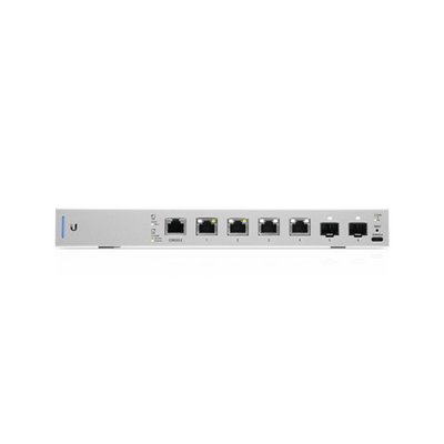 Switch UniFi 7 puertos (1 x consola, 4 x PoE++ 802.3bt y 2 SFP+)