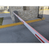Barrera vehicular derecha / Soporta brazo de hasta 5.5 m / Final de carrera ajustable por programación / Movimiento fluido / Diseño elegante color Gris