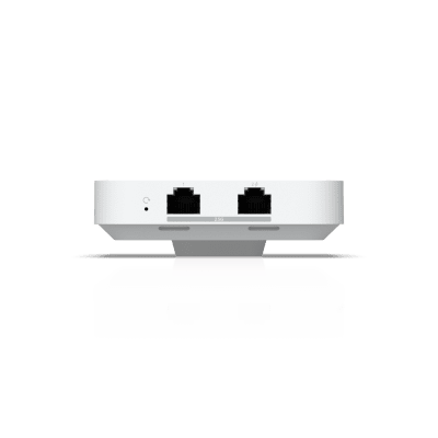 Punto de Acceso U7 IW / Wi-Fi 7 doble banda /MU-MIMO 2x2 por banda / (3) puertos 2.5G RJ45, uno Uplink PoE+ IN, (2) puertos de red secundarios (uno de ellos PoE Passthrough) / Hasta 200 clientes / Montaje en Pared