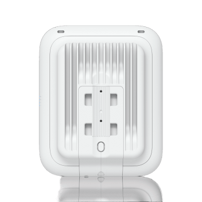 Access Point UniFi WiFi U7 Outdoor WiFi 7 802.11be doble banda, MU-MIMO 2x2 en cada banda, Puerto 2.5G, antena sectorial integrada 90° en 2.4 y 45° en 5 GHz, conectores para antenas omnidireccionales (incluidas), No incluye inyector POE