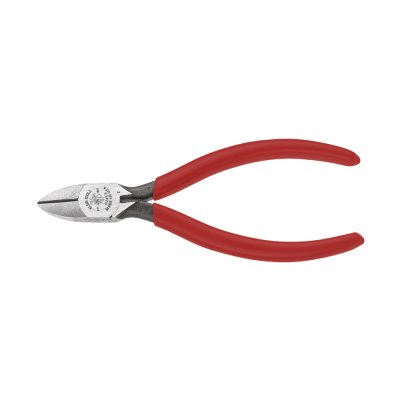 Pinza de Corte Diagonal con Punta Cónica de 13 cm. Pinza de Corte Diagonal con Punta Cónica de 13 cm.